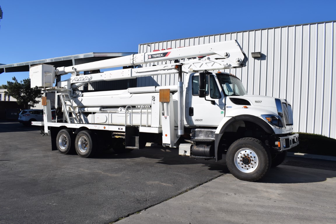 2014 International 7500 6x6 Terex TCX65-100 105' Elevator Bucket Truck