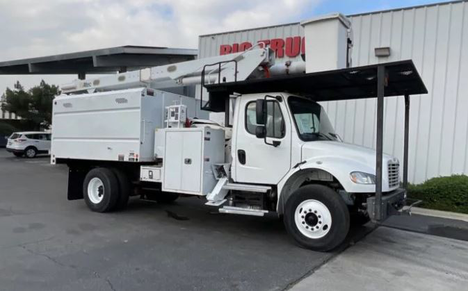 Grey tires on a bucket truck