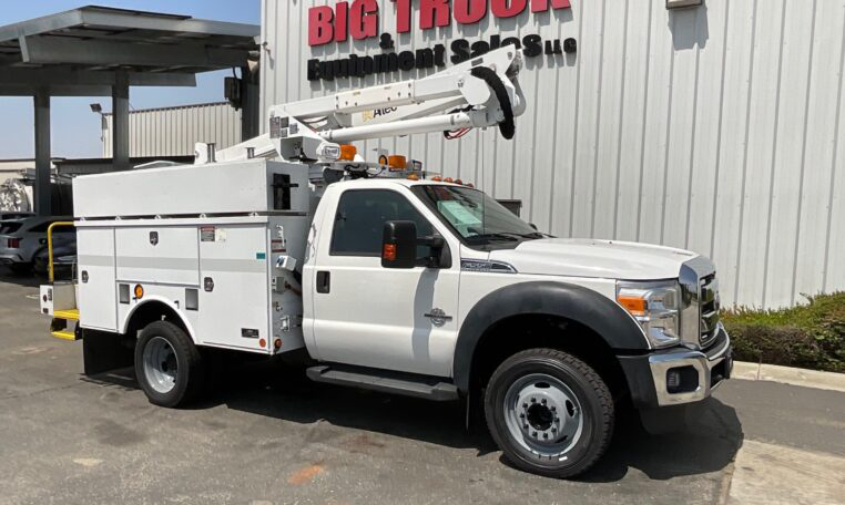 A 2016 Ford F550 Altec AT37G 42' Bucket Truck