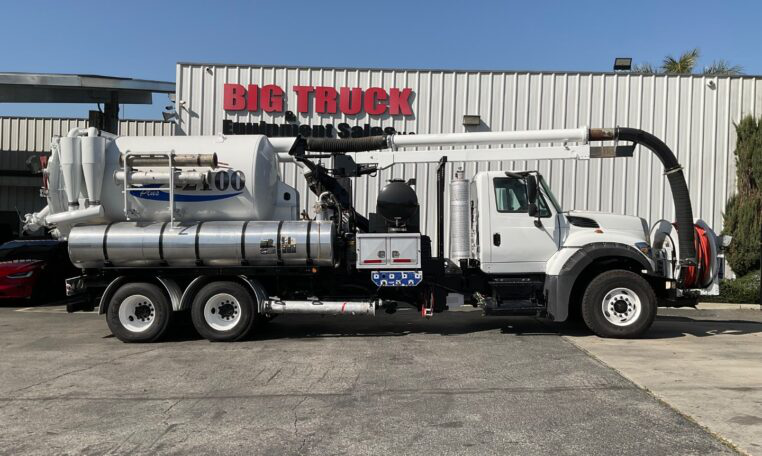 A 2013 International 7600 Vactor 2100 Plus Hydro Excavation Truckby Big Truck & Equipment Sales