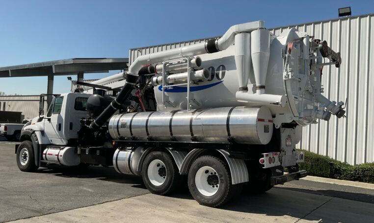 A 2014 International 7600 Vac Con VX311LH Hydro Excavation Truck by Big Truck & Equipment Sales
