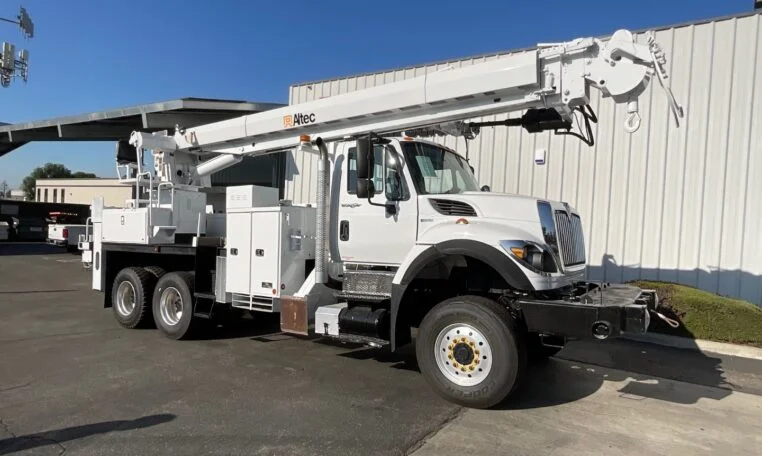 2012 International 7400 6x6 Altec D4065A-TR Digger Derrick Truck