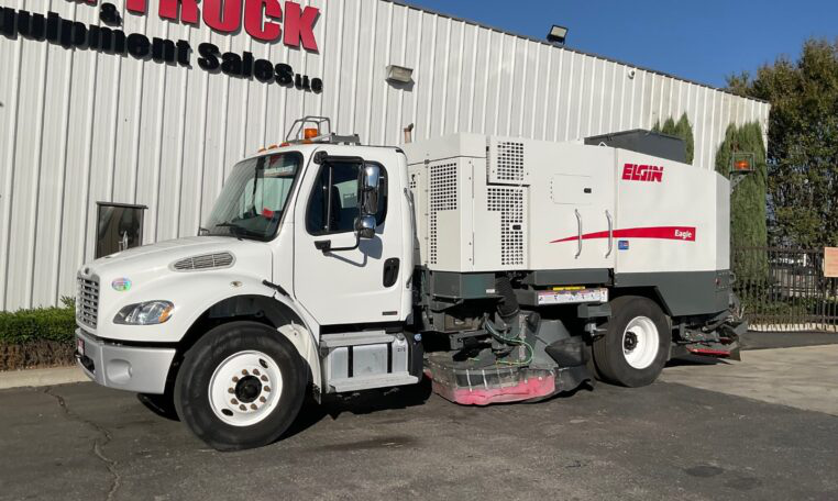 2017 Freightliner M2 Elgin Eagle waterless street sweeper in operation.