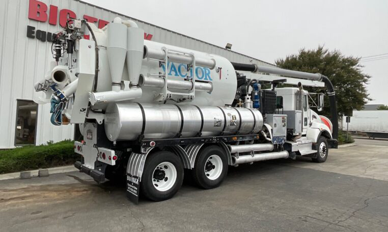 A 2019 Kenworth T400 Vactor 2100i Hydro Excavation Vacuum Truck by Big Truck & Equipment Sales